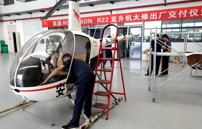 美邦集团举行888电子游戏维修基地旅行交流活动