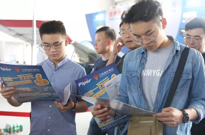 1万买私人飞机！！海内首次泛起“共享飞机”模式