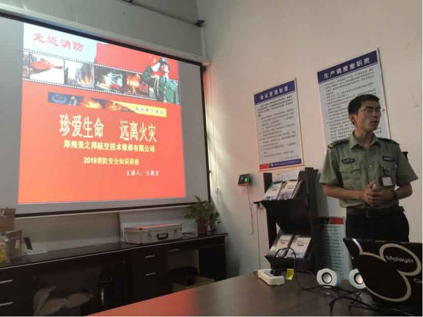 d9f8e73e53bf2a737f8d4efb8d1d294d